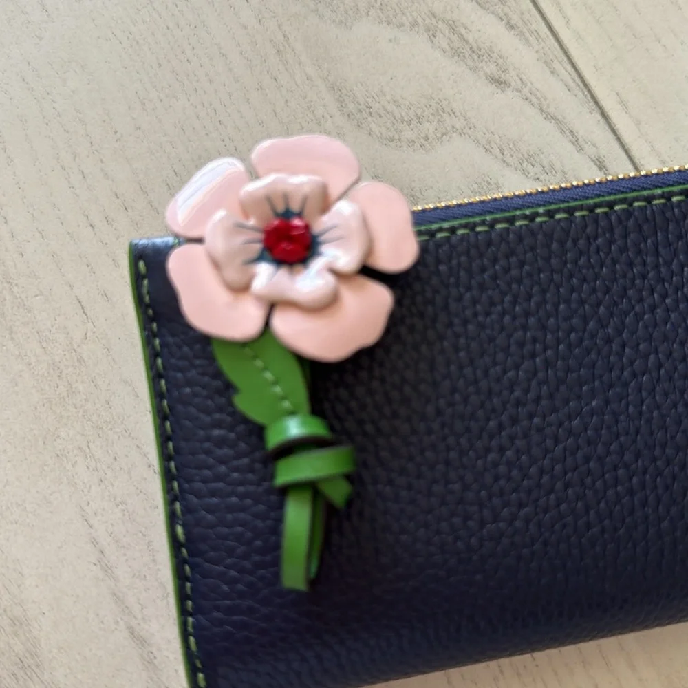 The Garden Small Slim Bifold Wallet - Picture 3 of 4